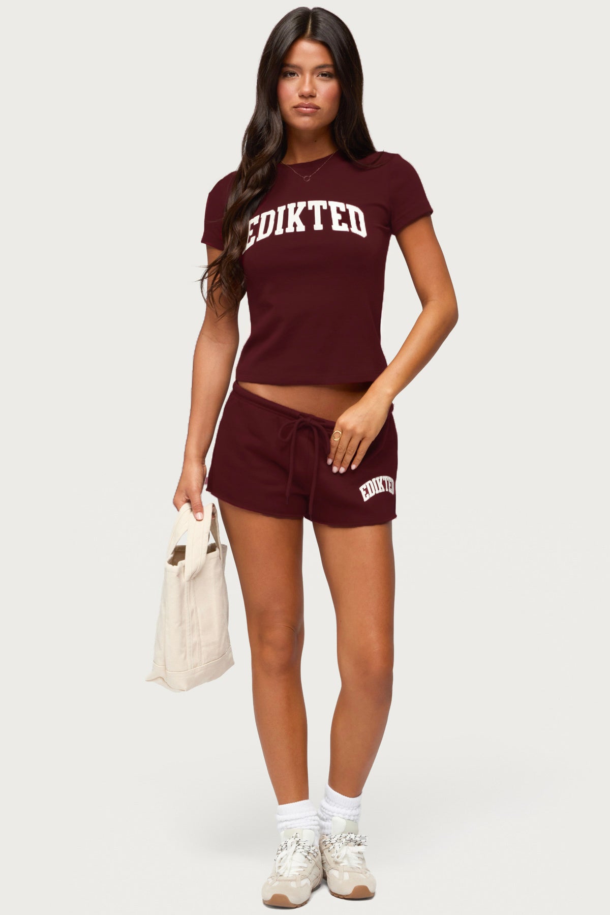 Sporty Babe Edikted T Shirt