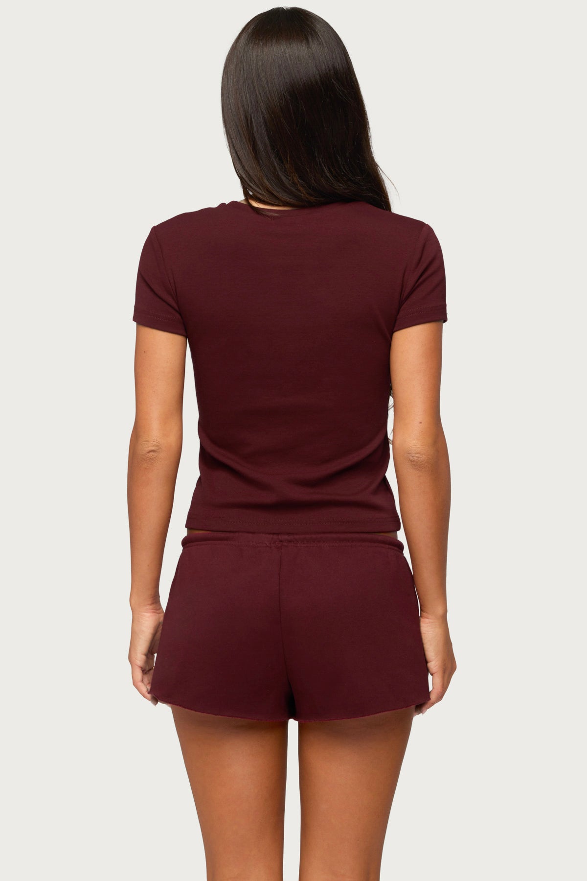 Sporty Babe Edikted T Shirt