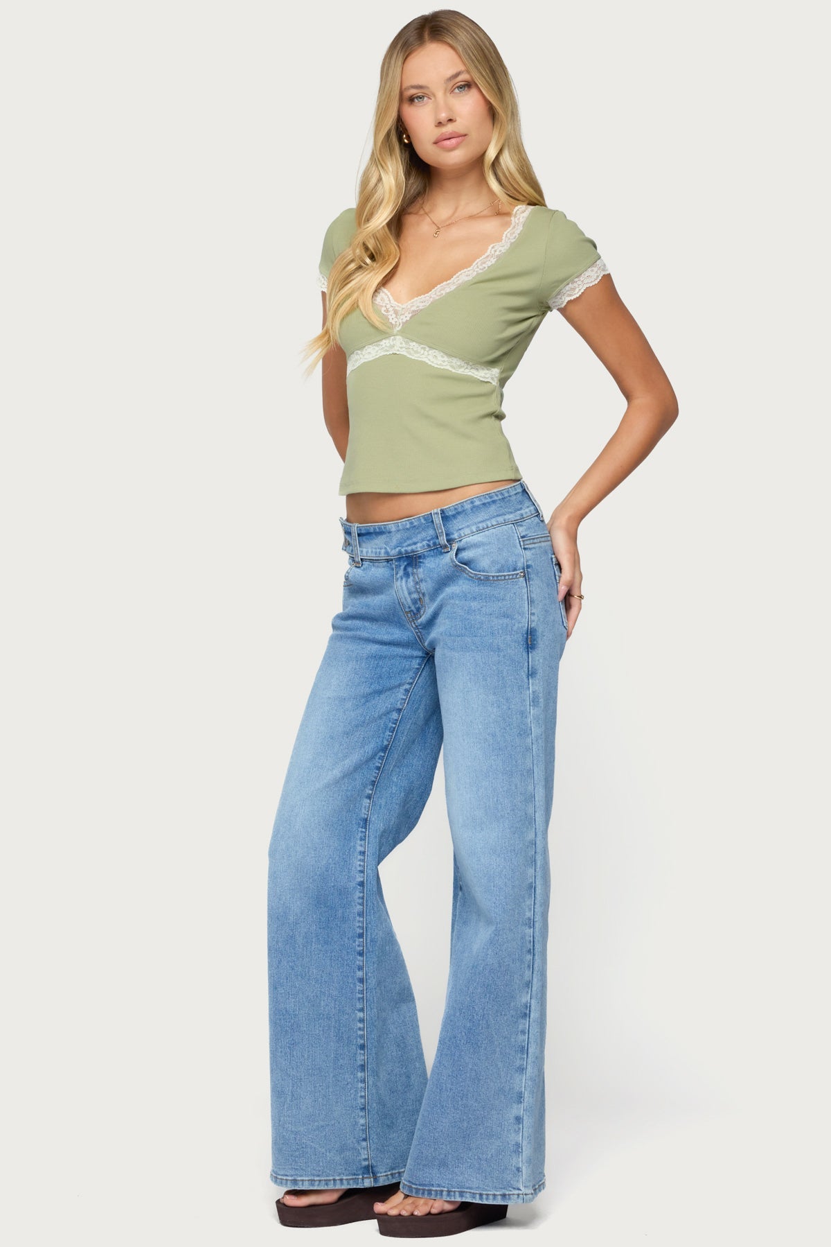 Juli Lacey Ribbed V Neck Top
